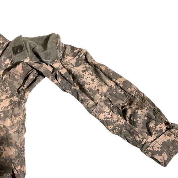 UNIVERSAL COAT, ARMY COMBAT UNIFORM, FLAME RESISTANT, EUC, SIZE: MEDIUM/LONG - Picture 6 of 6